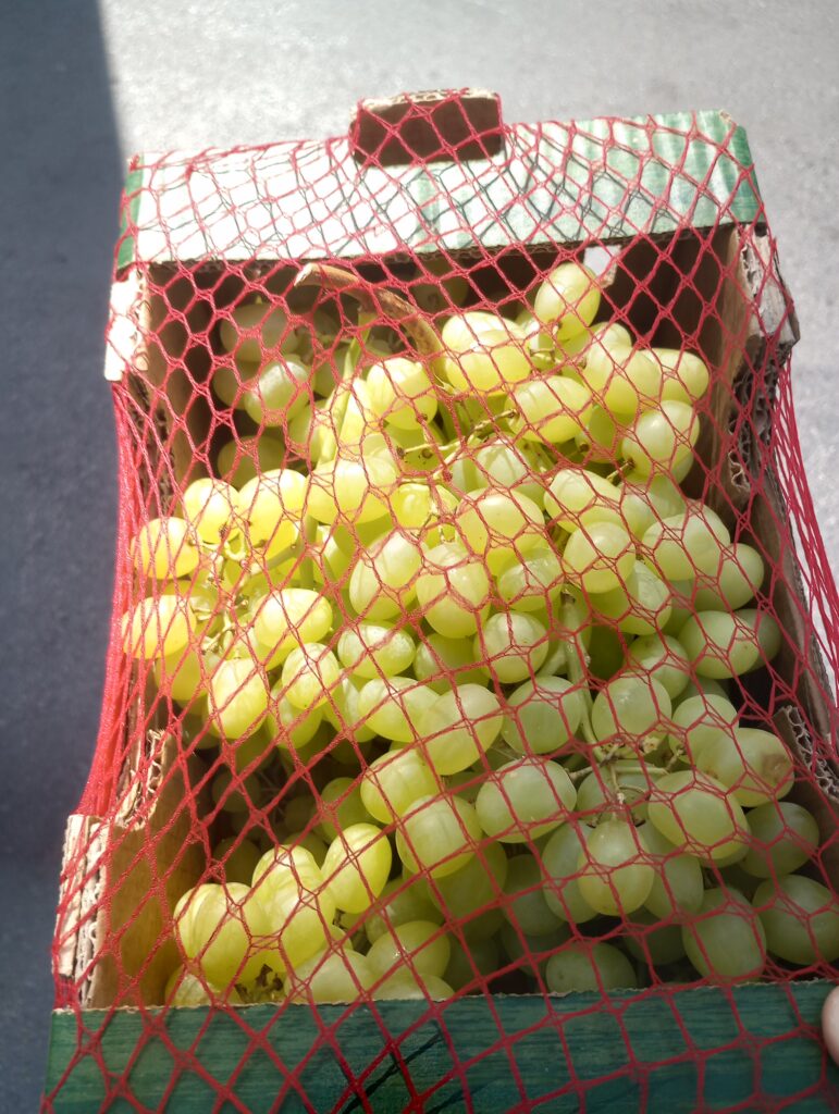 A box of grapes